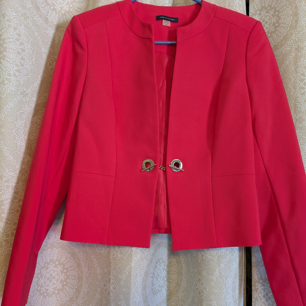 Tommy Hilfiger Pink Blazer Modern Cropped Design